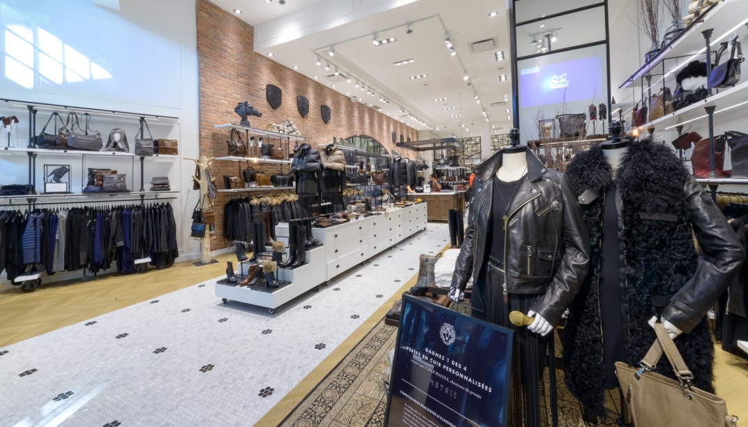 Rudsak main entrance display
