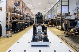Rudsak main entrance display